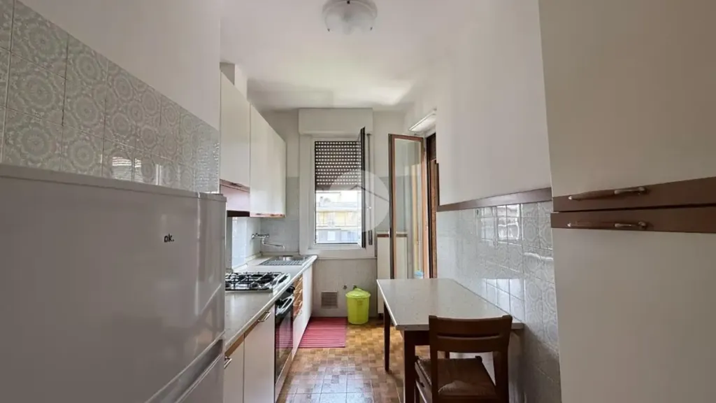 Köök - Rented Flat with Balcony in Milan