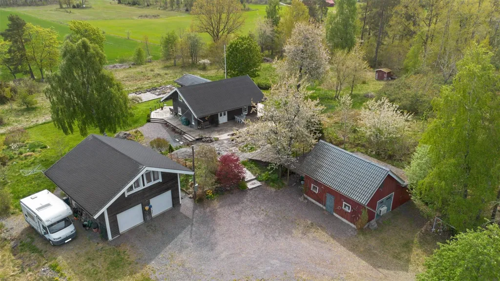Vue aérienne - Villa with Garden and Views in Strö