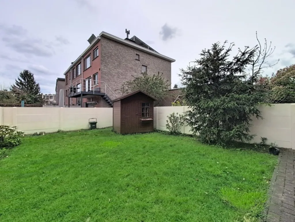 Aed - Apartment with Garden in Mortsel