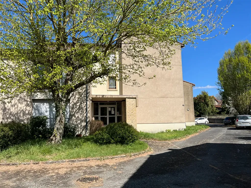 Extérieur - Appartement 2 Pièces avec Parking à Poitiers