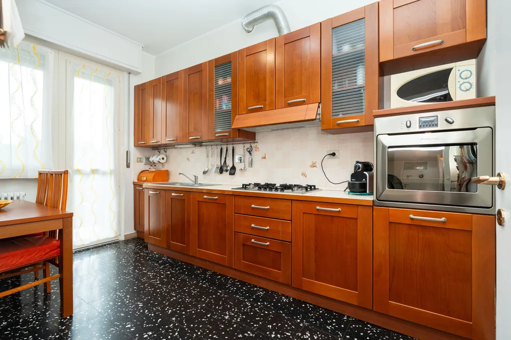 Köök - Apartment with Balcony in Torino, Vallette Lucento