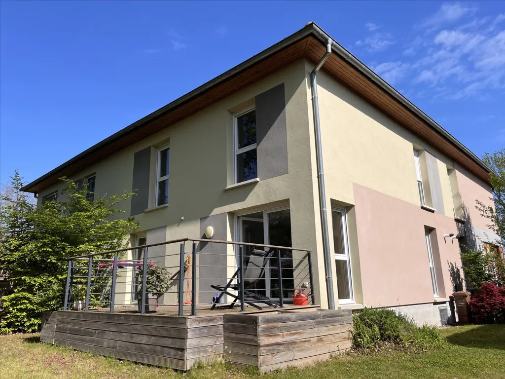 Välivaade - Duplex Apartment with Garden in Quiet Area