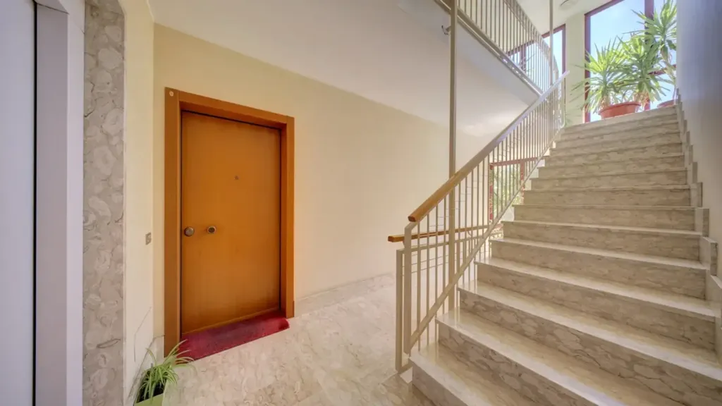Stanze - Apartment with Double Balcony in Turin