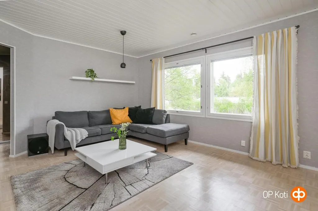 Séjour - Maison 4 pièces à Jyväskylä