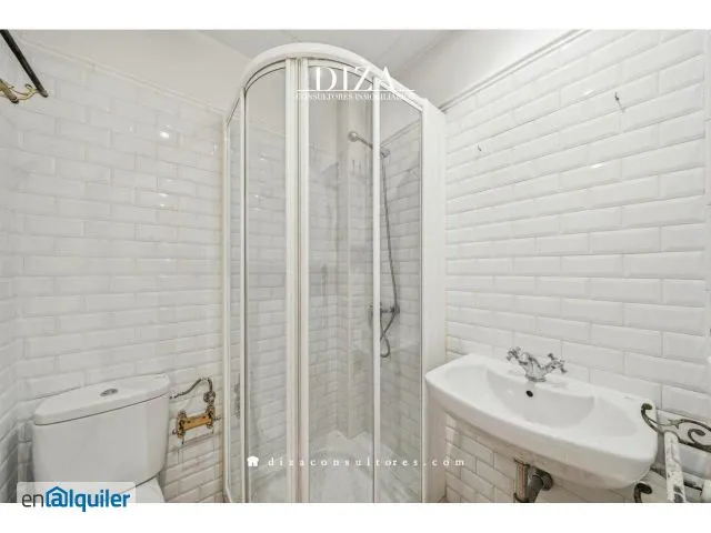 Vannitoad - Newly Built Apartment with Ascensor in Salamanca