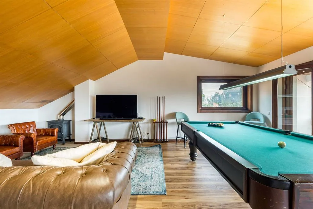 Pièces - Luxury Detached House with Extensive Land in Baião
