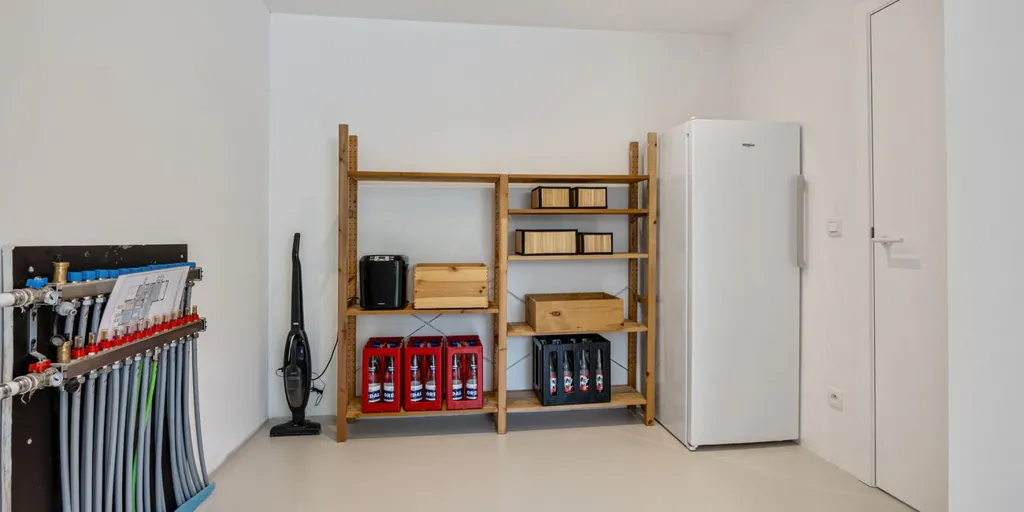Pesuköök - Renovated Modern House with Terrace in Lommel
