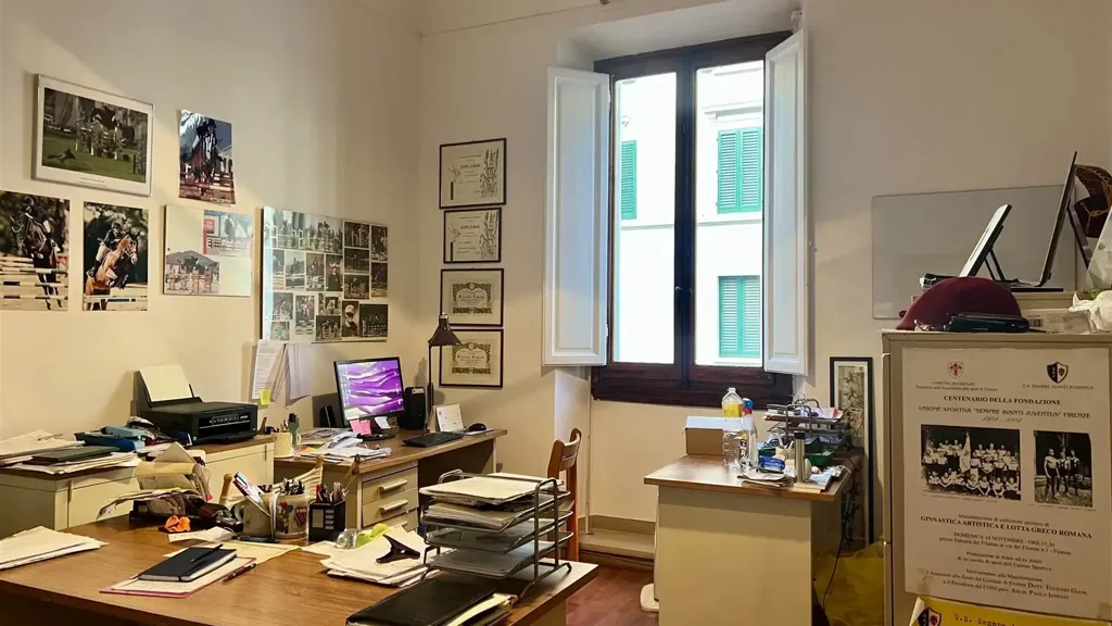 Kabinet - Historic Apartment with Terrazzo in Florence