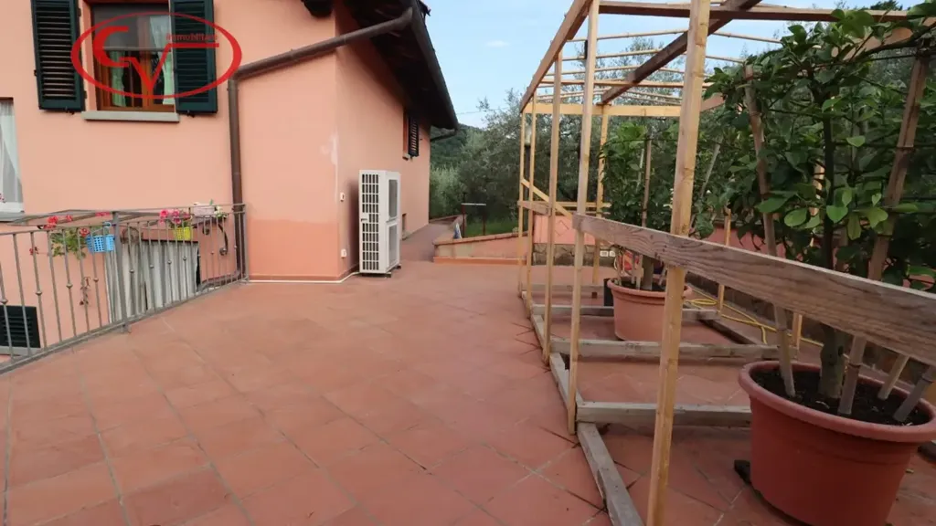 Terrass - Rustic Villa with Panoramic Views in Montevarchi