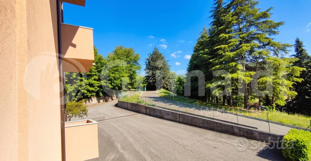 Välivaade - Apartment with Hillside View in Bobbio