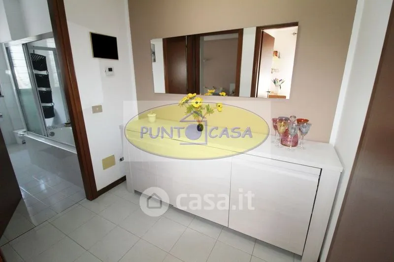 Ingresso - Trilocale with Terrace in Borghetto Lodigiano