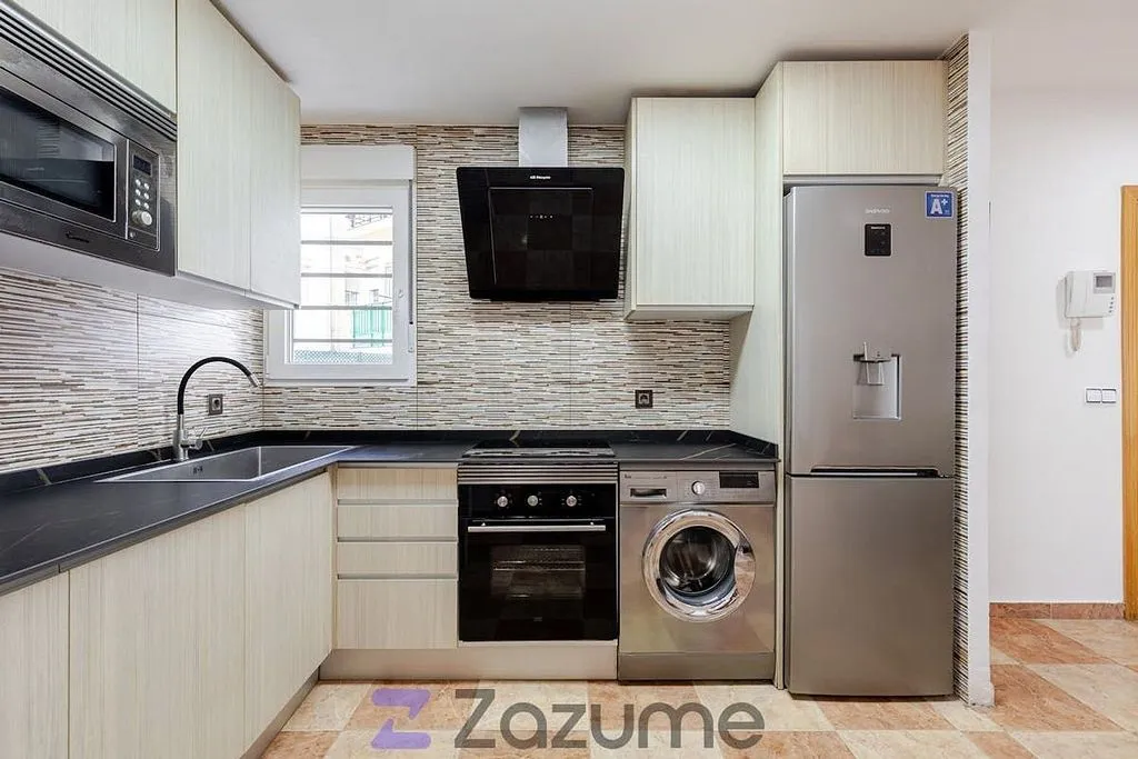 Cuisine - Furnished Flat with Terrace in Vista Alegre, Madrid