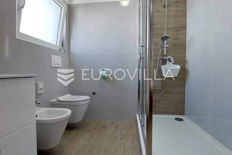 Vannitoad - Modern House with Pool near Pula, Istria