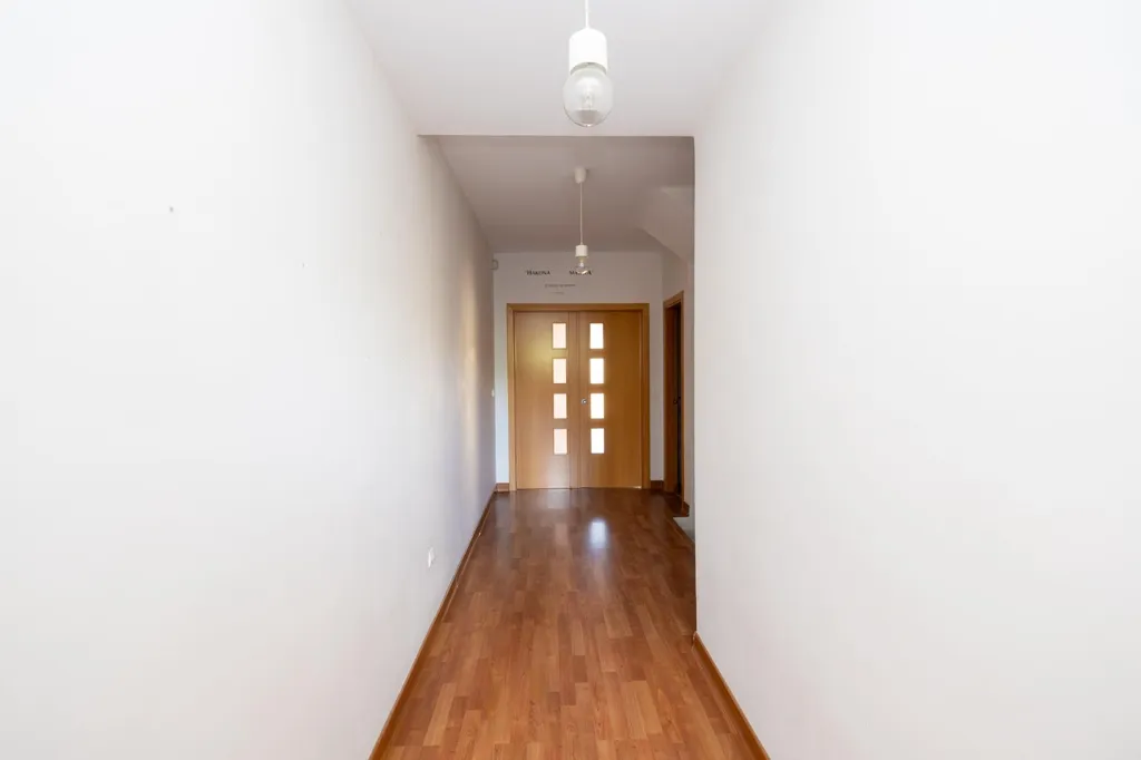 hallway_entrance