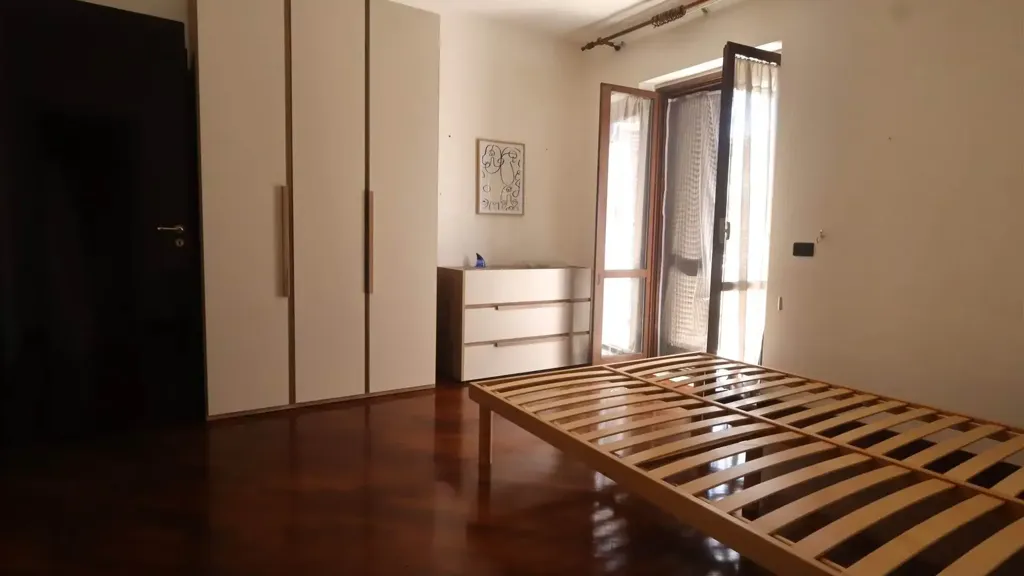 Chambres - Spacious Rental Apartment with Balcony in Santa Maria Capua Vetere