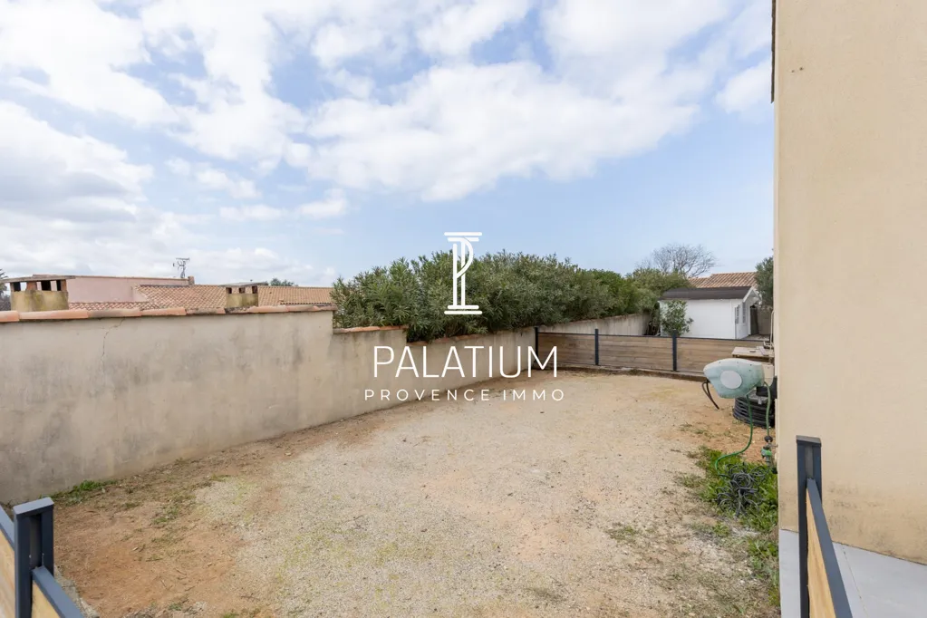 Aed - Traditional Villa with Pool in Marignane