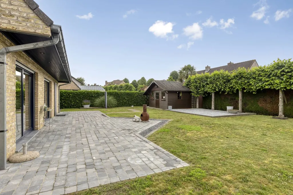 Giardino - Family Home with Solar Panels in Izegem