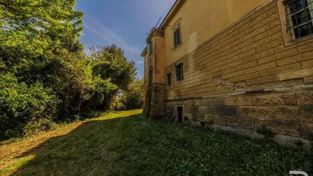 Välivaade - Historic Rustico with Private Chapel in Crespina Lorenzana