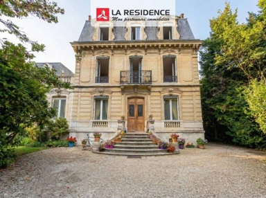 Toutes les photos (9) - Maison 10 pièces à Chatou