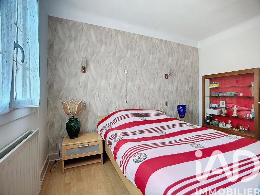 Camere da letto - Traditional House with Heated Pool in Pleurs