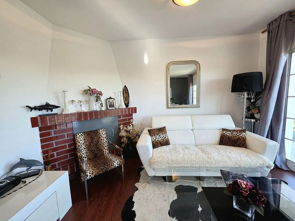 Living Room - Chalet with Pool in Albinyana, Tarragona