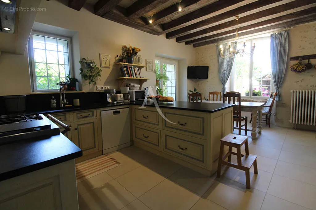 Cuisine - Longère Ancienne avec Piscine à Blois