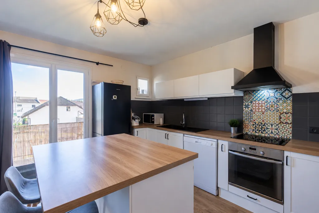 Kitchen - T2 Apartment with Balcony in Annecy