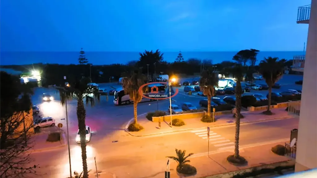 Rõdu - Apartment with Sea View on Marsala Promenade