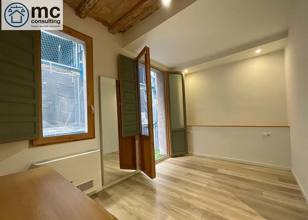 Pièces - Modern Flat with Balcony in El Raval, Barcelona