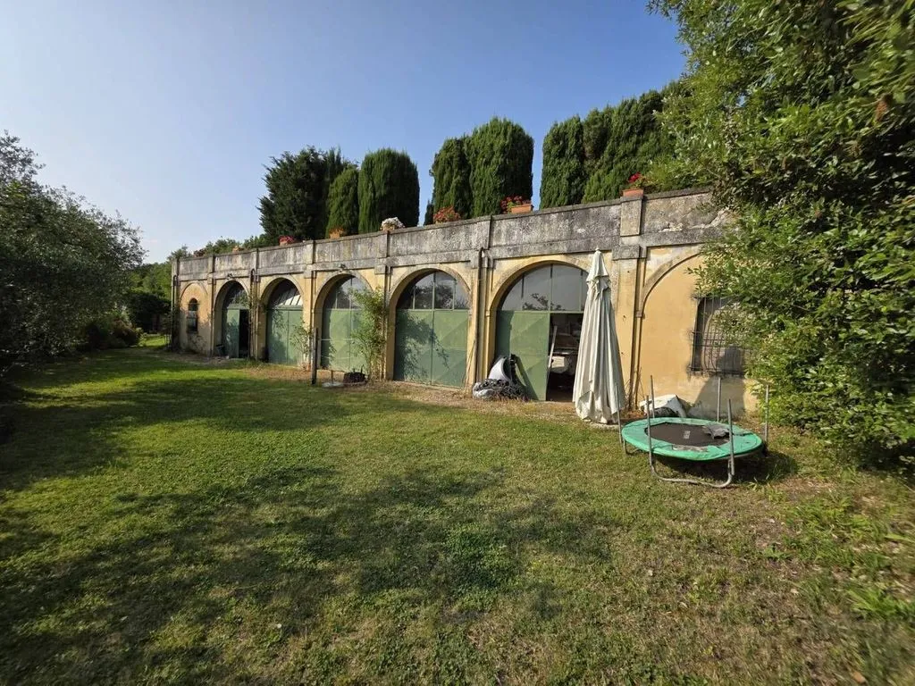 Garden - Baroque Villa with Private Garden in Siena