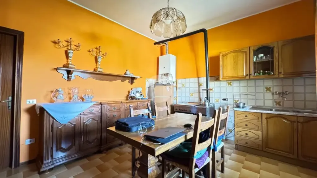 Dining Room - Terraced Villa with Garden in Marcaria