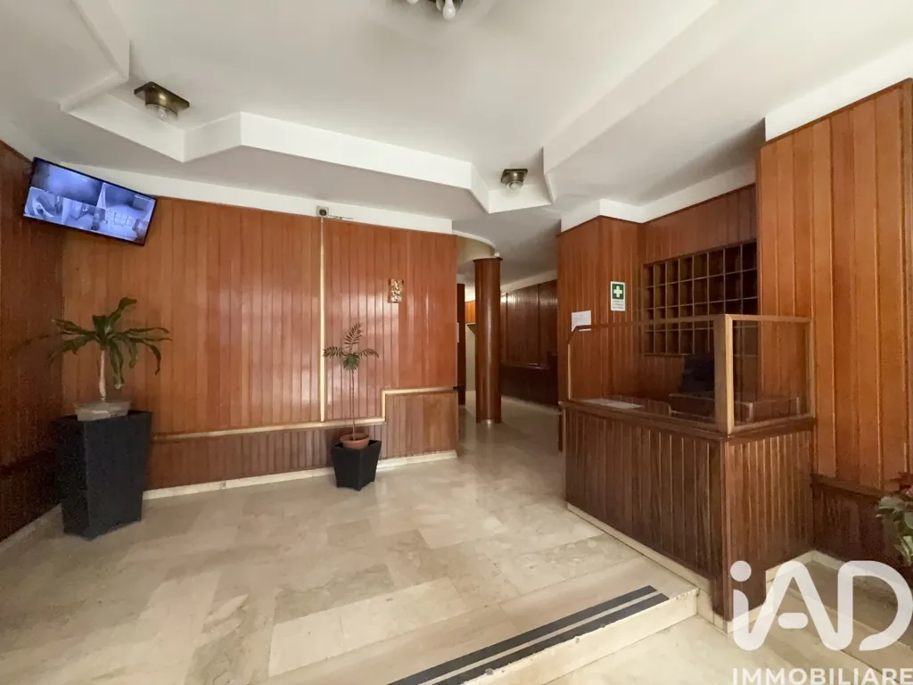 Esik - Apartment with Terrace in Central Palermo