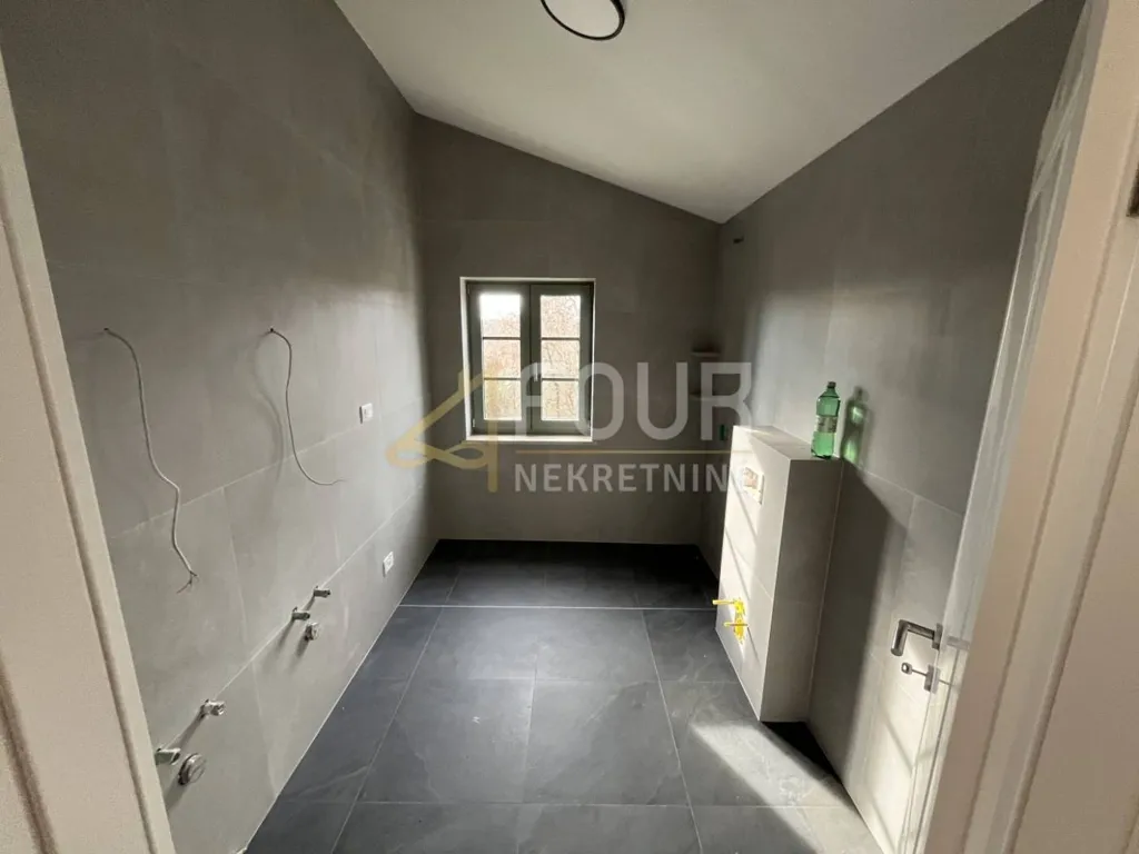 Bagni - Modern Detached House with Pool in Pazin