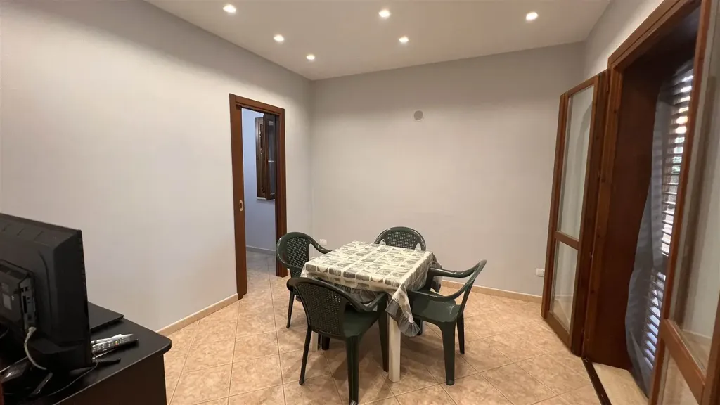 Söögituba - Villa with Garden in Sciacca, San Marco