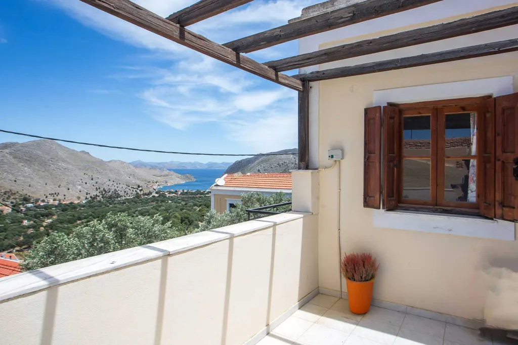 Balcone - Traditional Duplex with Sea View in Symi