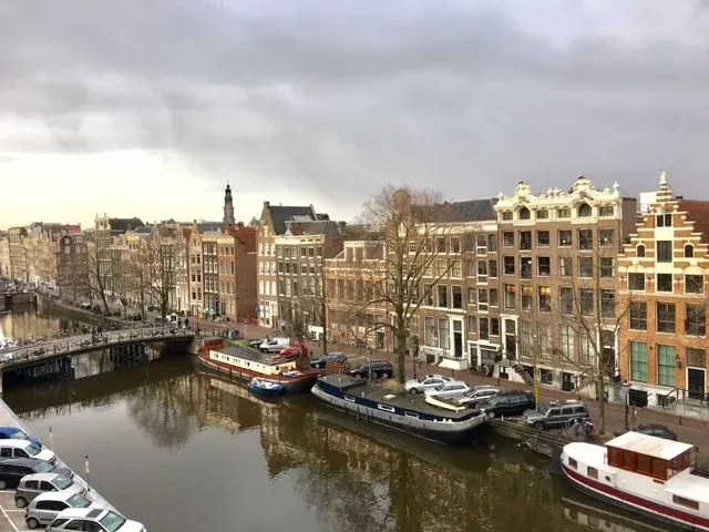 Habitaciones - Charming Canal View Apartment in Amsterdam
