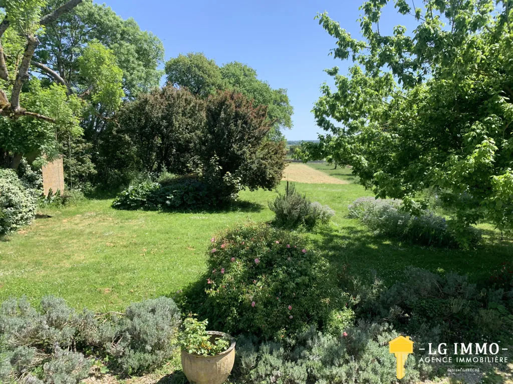 Jardin - Propriété Charentaise avec Vue sur l'Estuaire à Arces