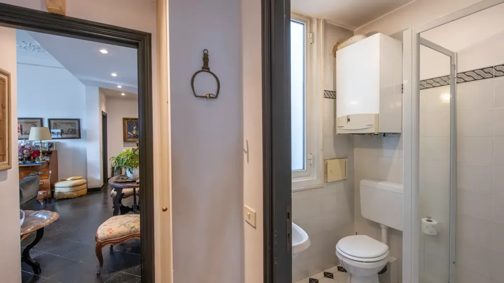 Salles de bain - Apartment with Sea View in Albaro, Genoa