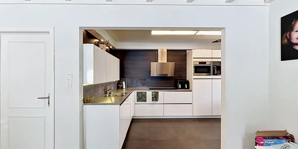 Cuisine - Maison Familiale avec Piscine Chauffée à Hamont