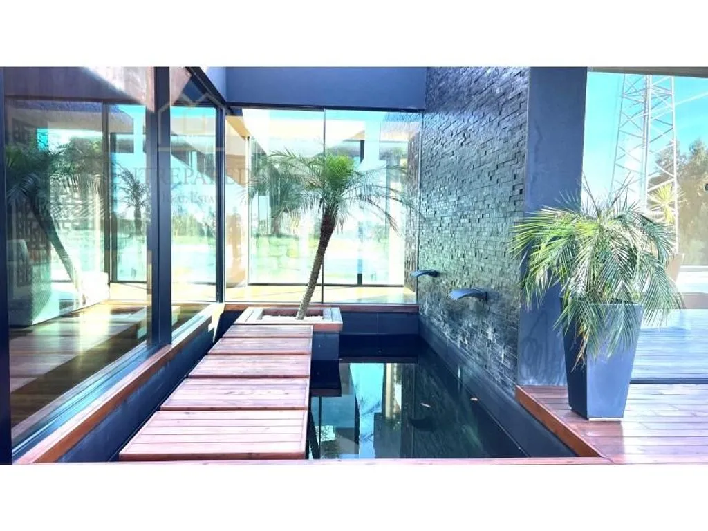 Piscine - Luxury Villa with Infinity Pool in Avintes