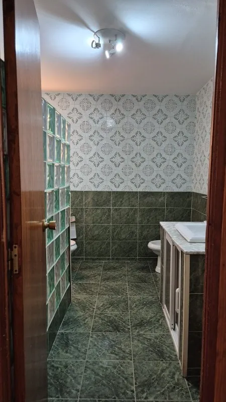 Vannitoad - Three-Storey Townhouse with Balconies in Antella