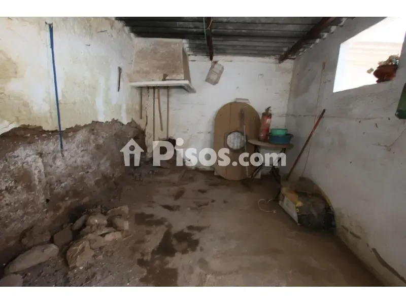 Lavanderia - Centrally Located House with Patio in La Albuera