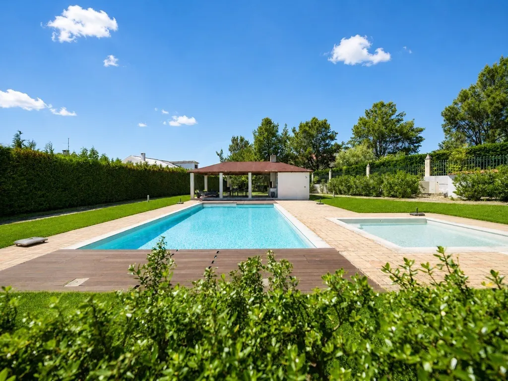 Pool - Villa with Pool and Mountain Views in Sintra