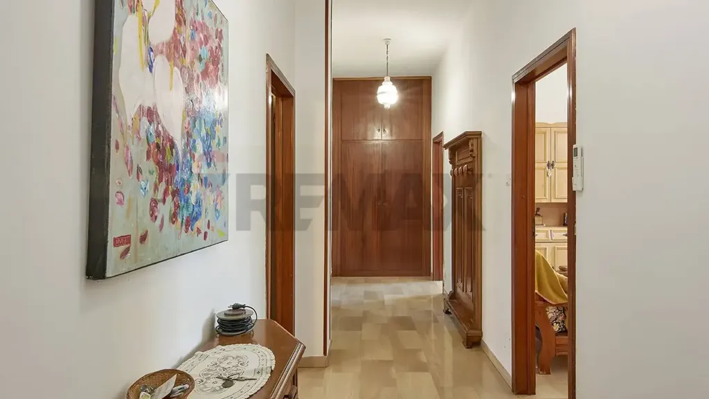 Entrée - Ground Floor Flat with Balcony in Granarolo Dell'Emilia