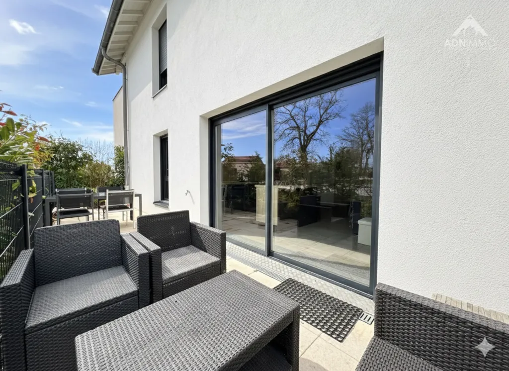 Terrazza - Modern T2 Apartment with Terrace in Sergy