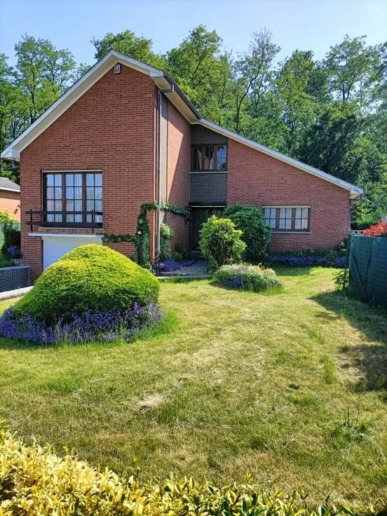 Aed - Spacious Villa with Garden in Hornu/Boussu