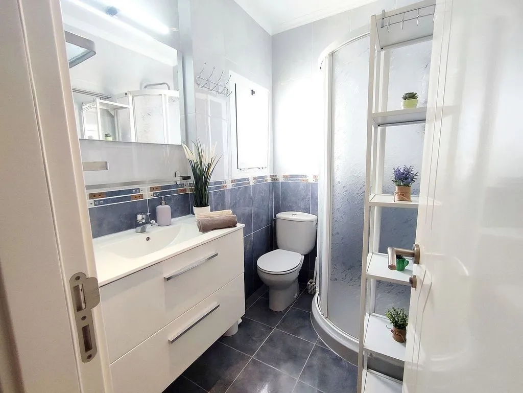 Salles de bain - Furnished Apartment with Sea View in Isleta