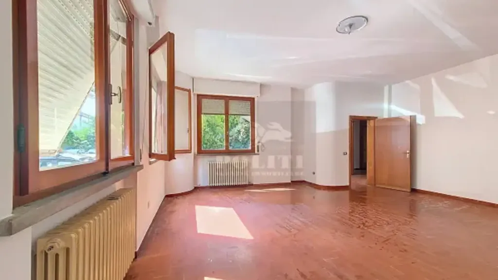 Apartment with Private Garden in Empoli