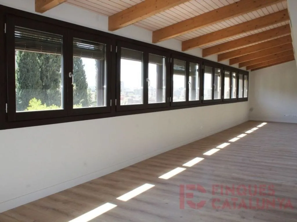 Pièces - Luxury Apartment with Historic Setting in Girona