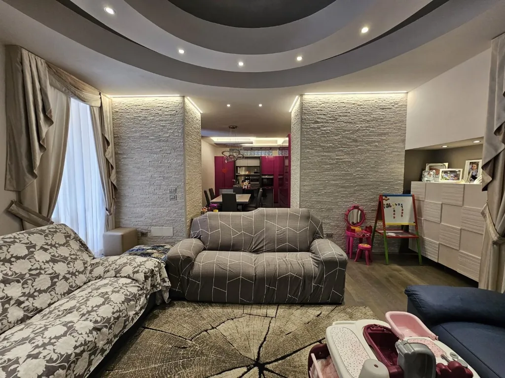 Elutuba - Apartment with Private Courtyard in Siena